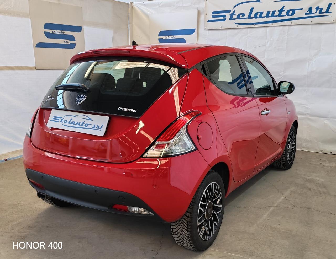 Lancia Ypsilon 1.2 69 CV 5 porte Opening Edition