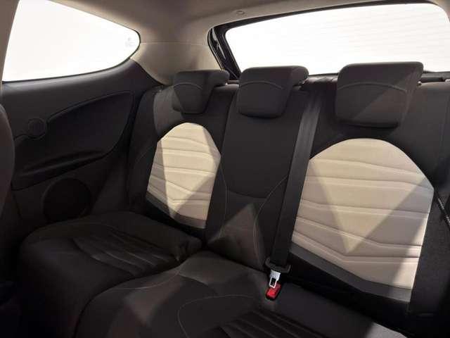 Alfa Romeo MiTo 1.4 70 CV 8V Upload