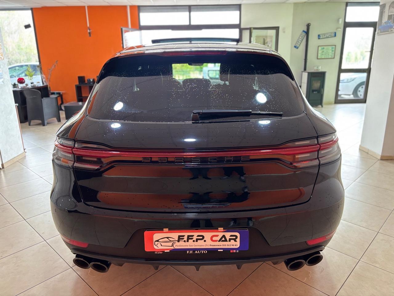 Porsche Macan 2.0 245 cv pdk tetto matrix sound permute finanziamenti
