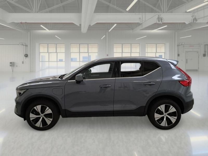 VOLVO XC40 T4 RECHARGE PLUG-IN AUTO CORE SUV