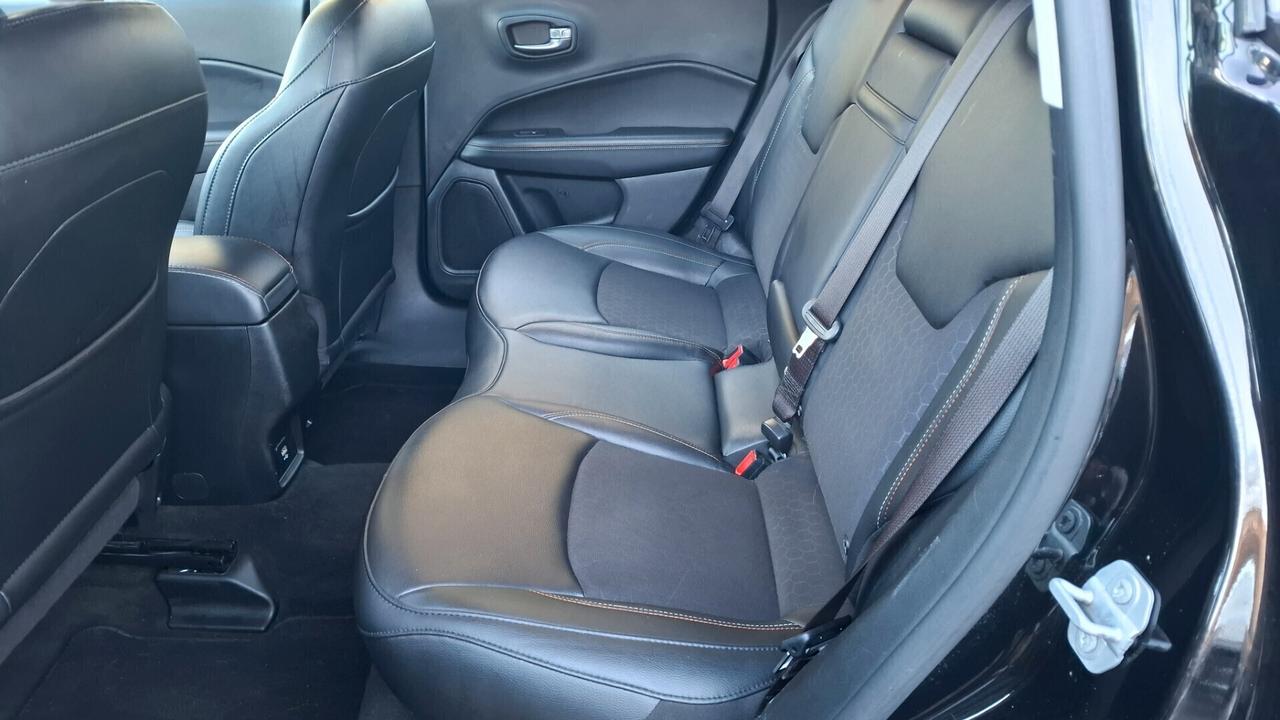 COMPASS 1.6 Multijet II 2WD Longitude