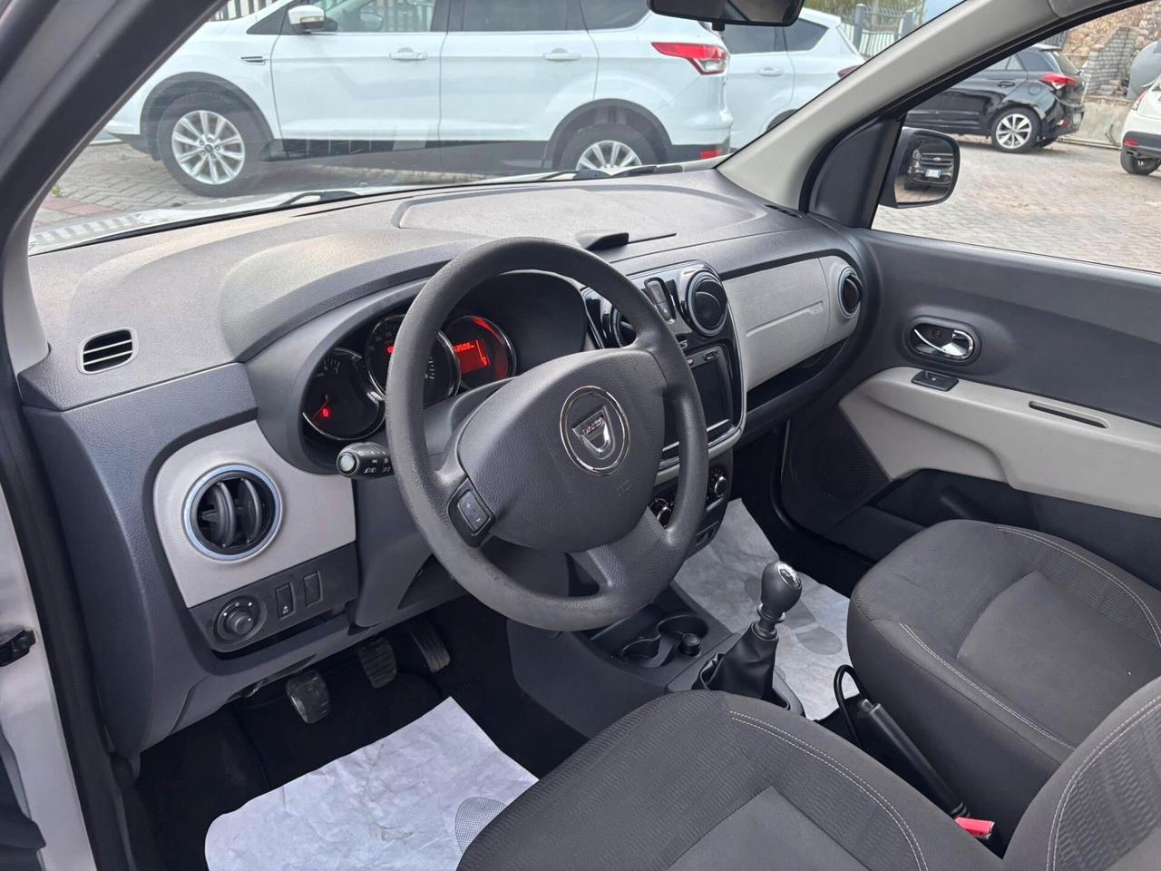 DACIA LODGY