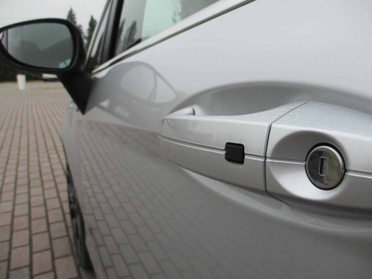 Ford B-Max 1.6 tdci Titanium 95cv TETTO/Ok Neopat.