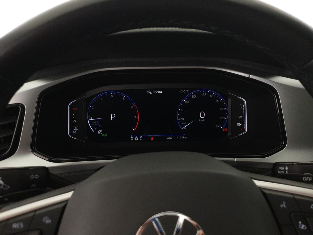 Volkswagen T-Roc 1.5 tsi sport dsg