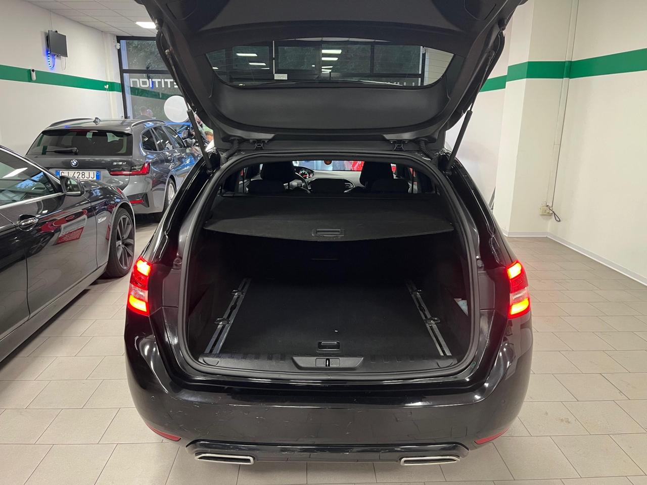 Peugeot 308 BlueHDi 120 S&S EAT6 SW GT Line