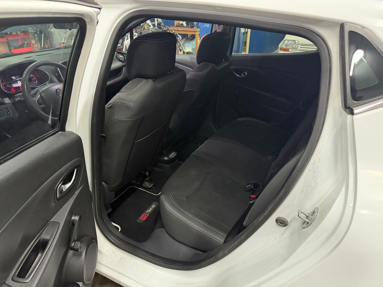 Renault Clio 1.5 dCi 90 cv 5 porte full optional 2018