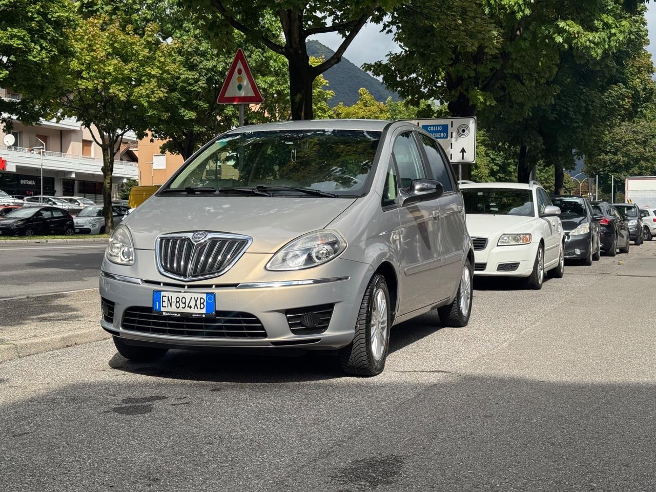 Lancia MUSA 1.4 8V Ecochic (GPL)- CINGHIA GIA' SOSTITUITA - GOMME NUOVE