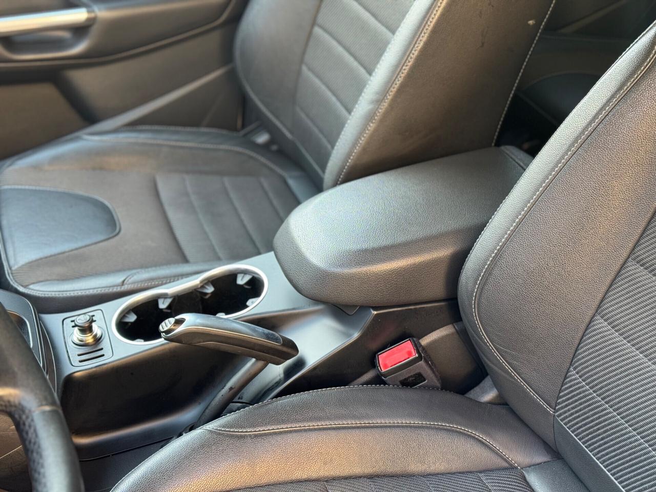 Ford Kuga 2.0 TDCI 150 CV S&S 4WD Powershift Titanium