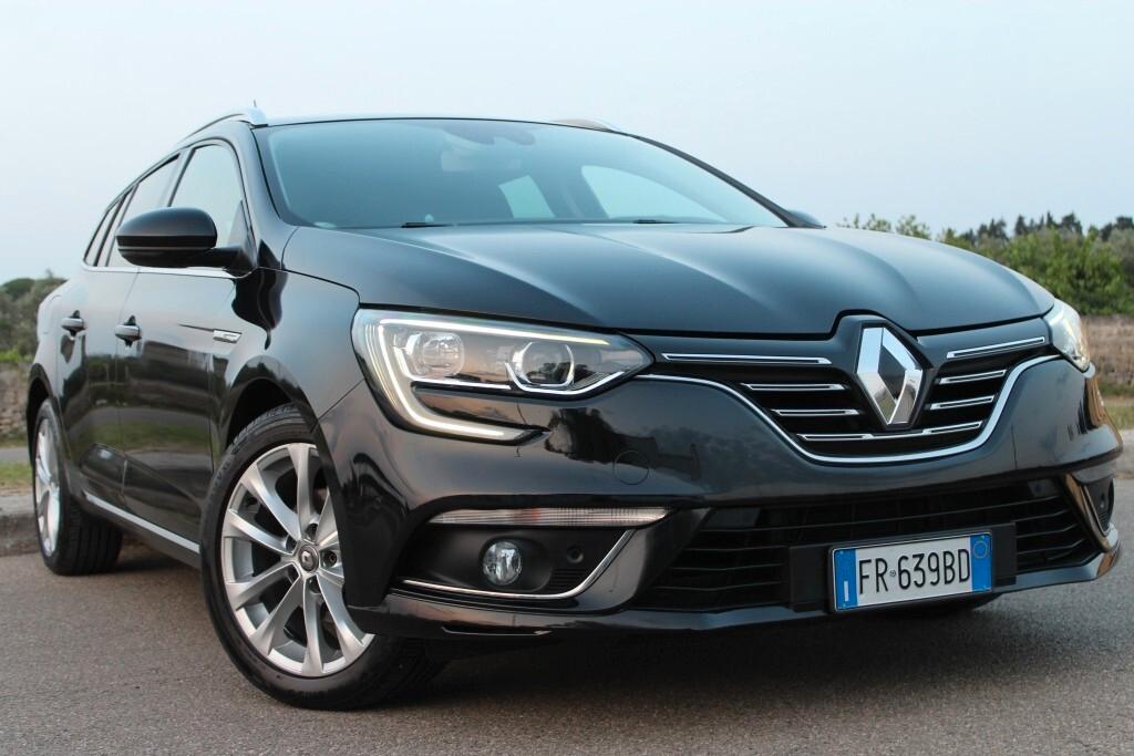 Renault Megane SW 1.5 dci EDC *Luci Ambiente