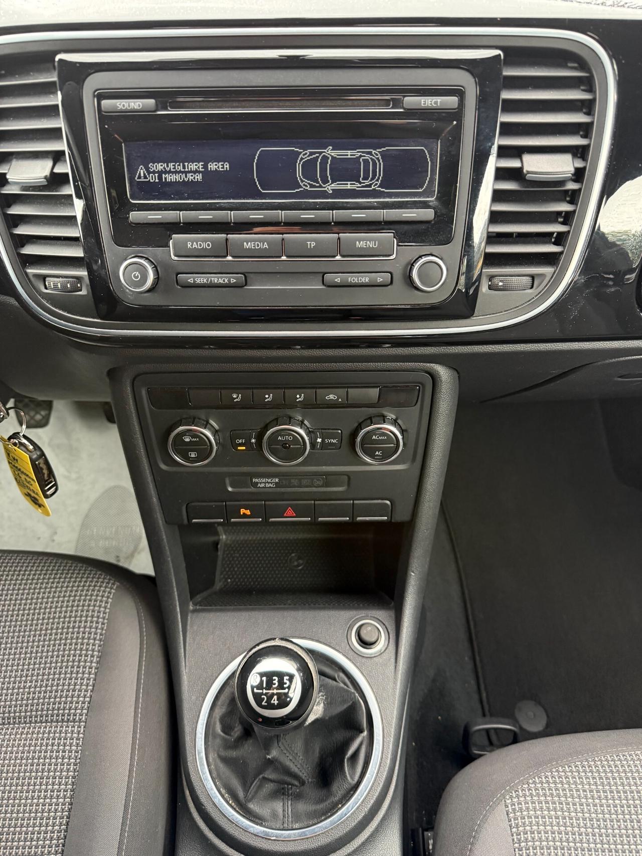 "UNA CHICC " Volkswagen Maggiolino 1.6 TDI