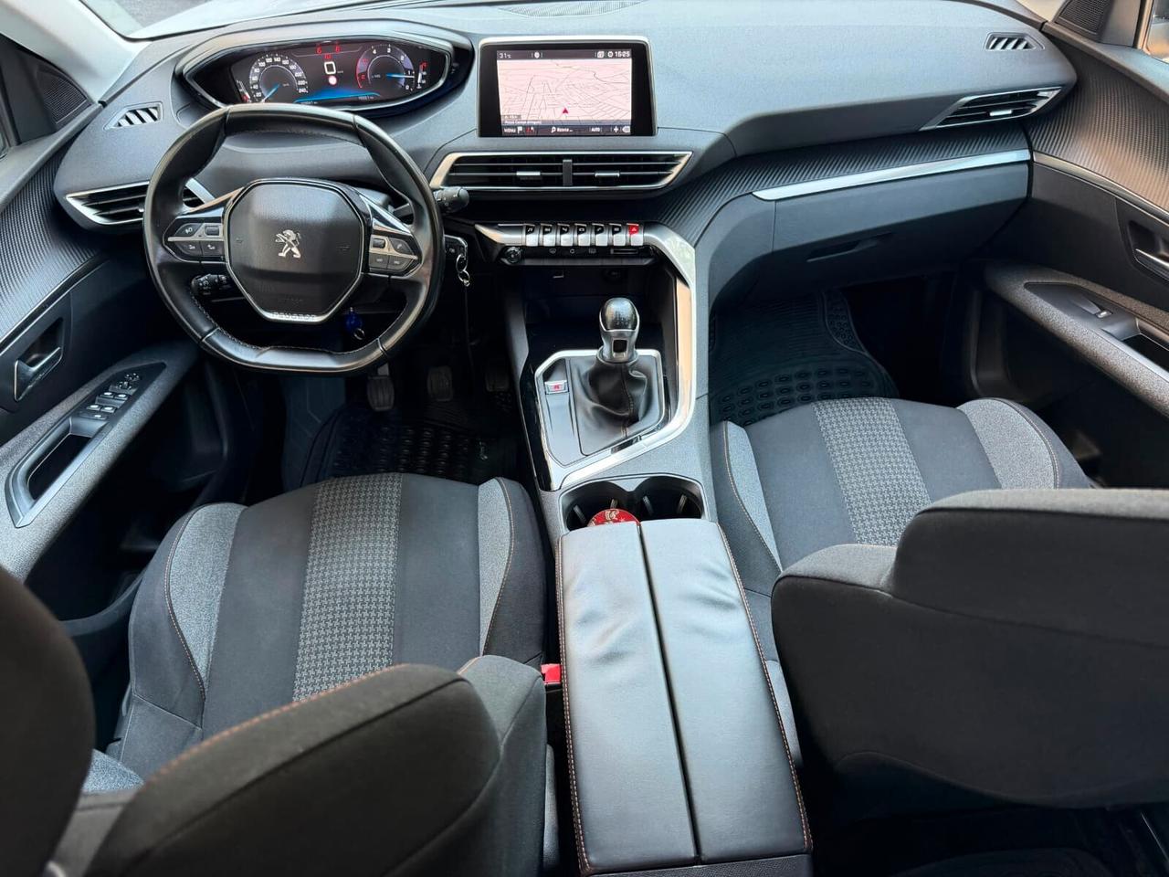 Peugeot 3008 BlueHDi 120 S&S Business