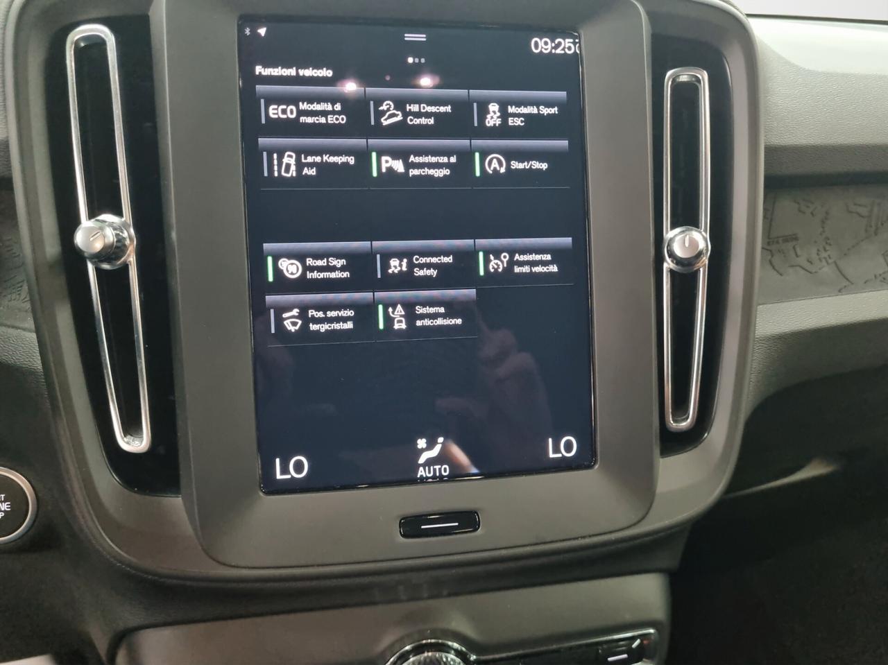 Volvo XC40 T2 automatico Core