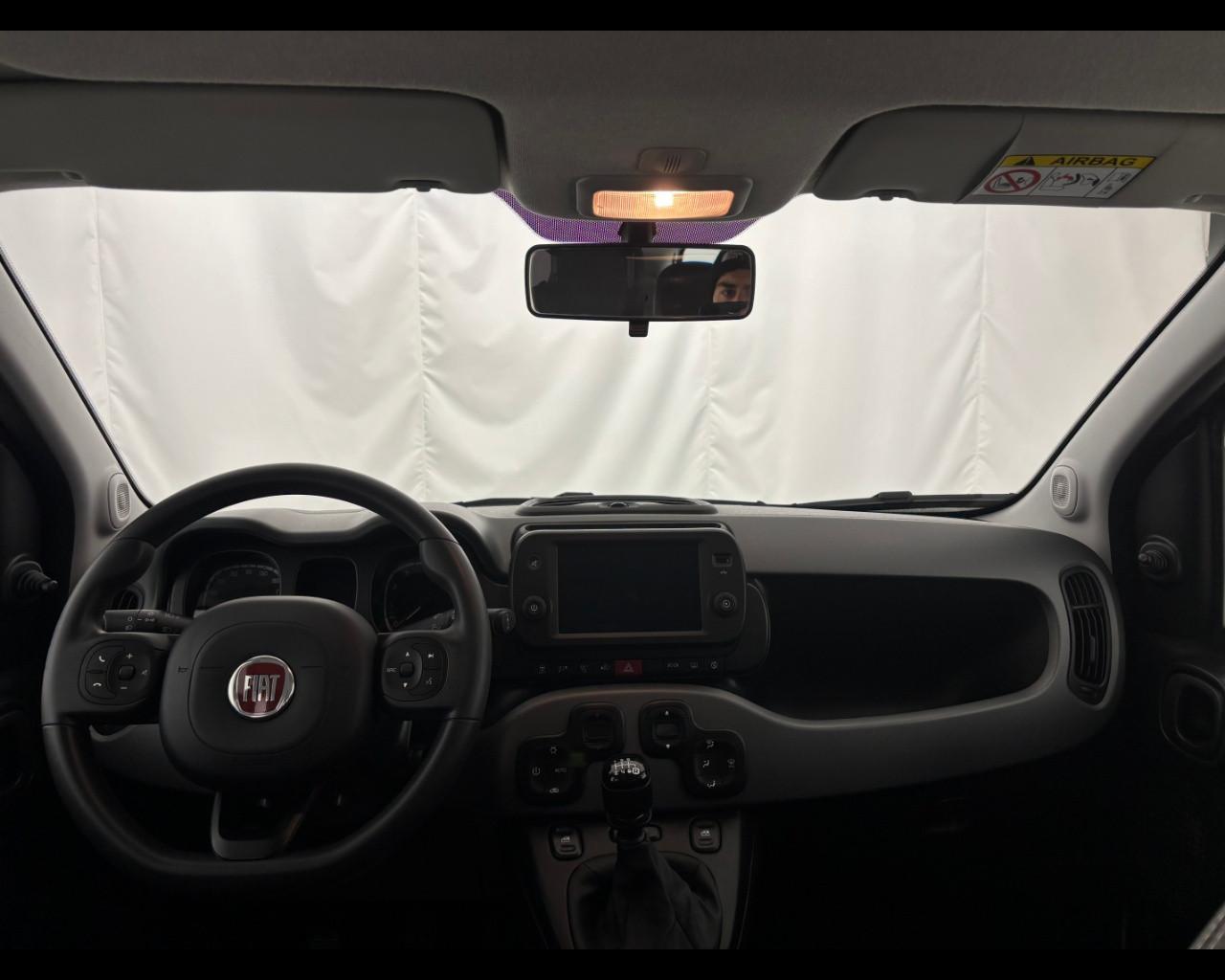 FIAT Panda 1.0 firefly hybrid City Cross s&s 70cv 5p.ti