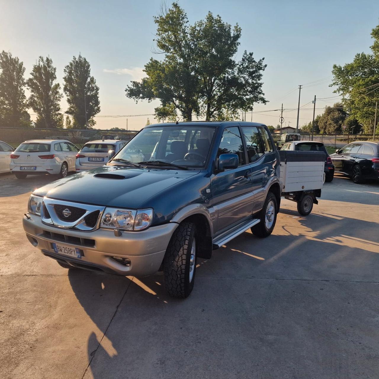 Nissan Terrano II 2.7 Tdi 3 porte Anniversary GANCIO E CARRELLO AUTOCARRO 5 POSTI