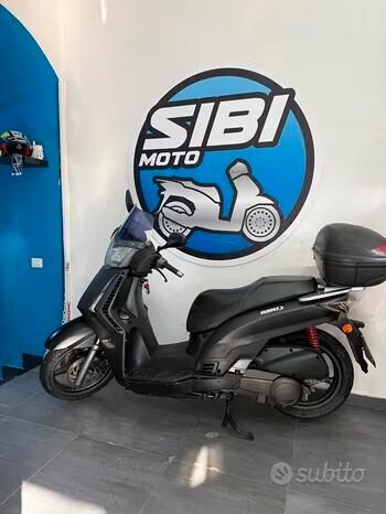 Kymco People 300