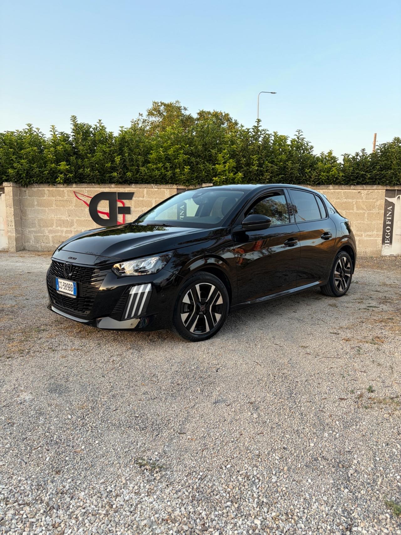 Peugeot 208 PureTech 100 Stop&Start 5 porte Allure nuovissimaaa