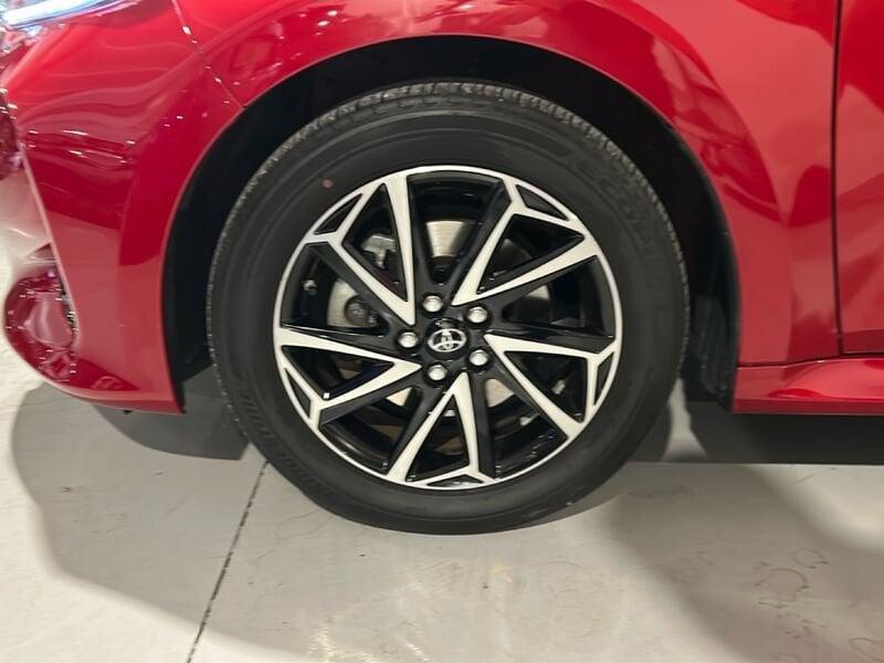 Toyota Yaris Hybrid Style MY21