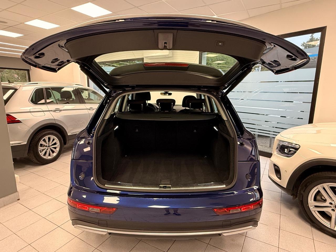 Audi Q5 2.0 tdi S-tronic 163cv Iva esposta