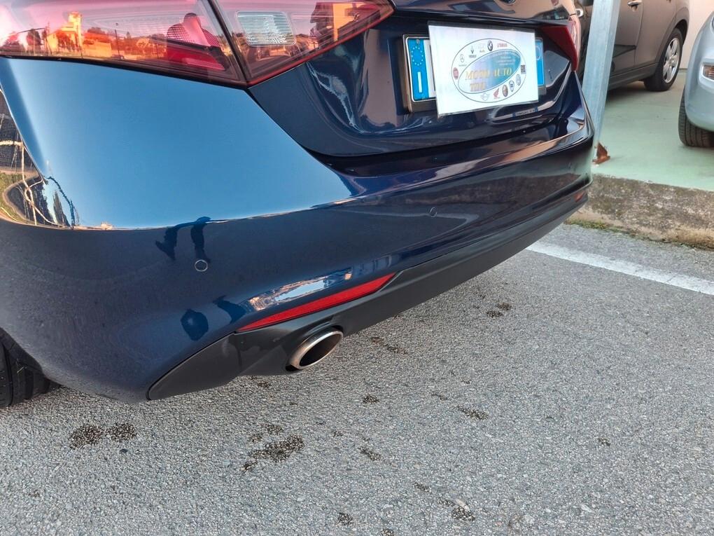 Alfa Romeo Giulia 2.2 Turbodiesel 150cv AT8 - 2018