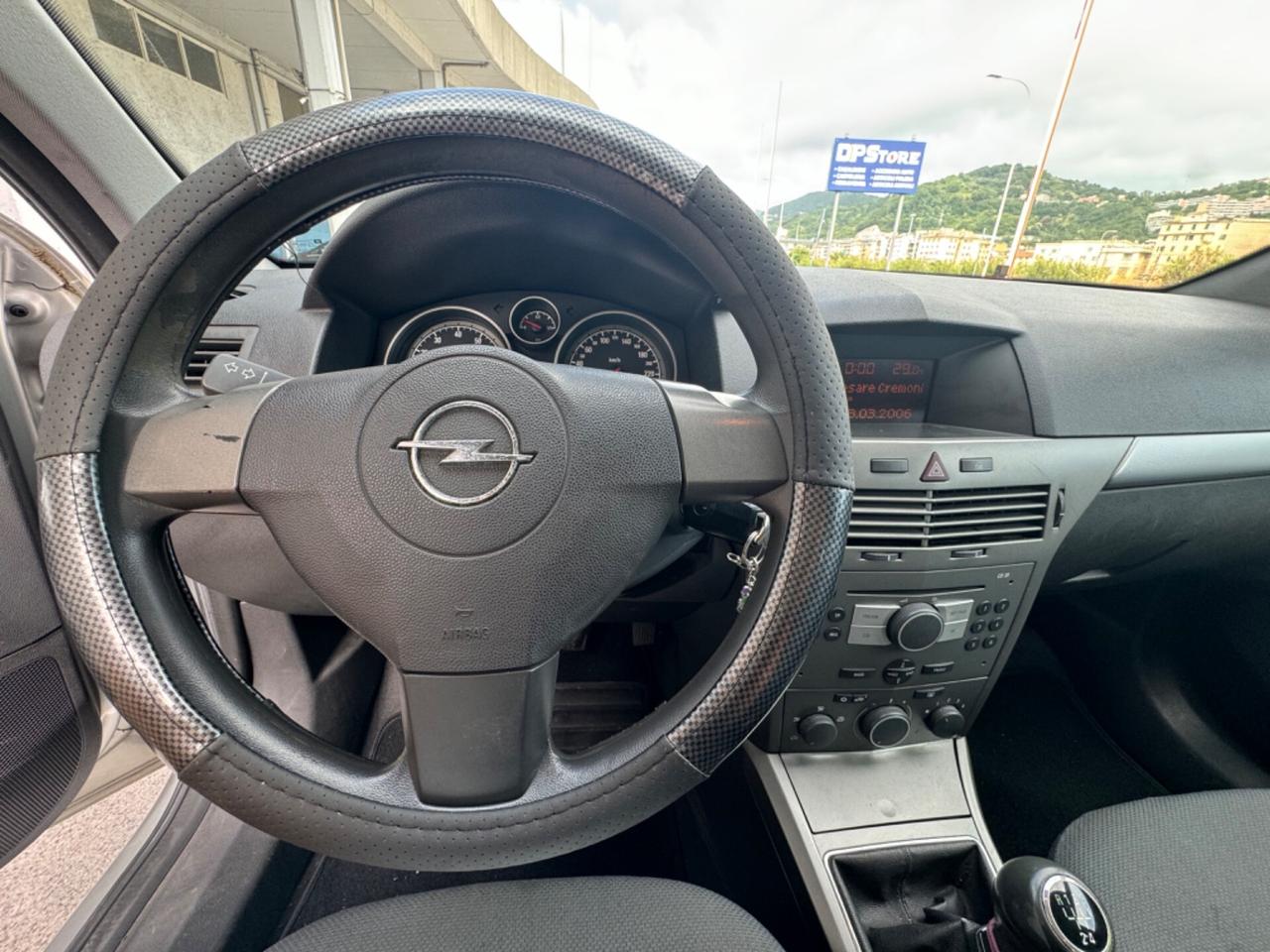 Opel Astra 1.4 16V Twinport 5 porte Enjoy