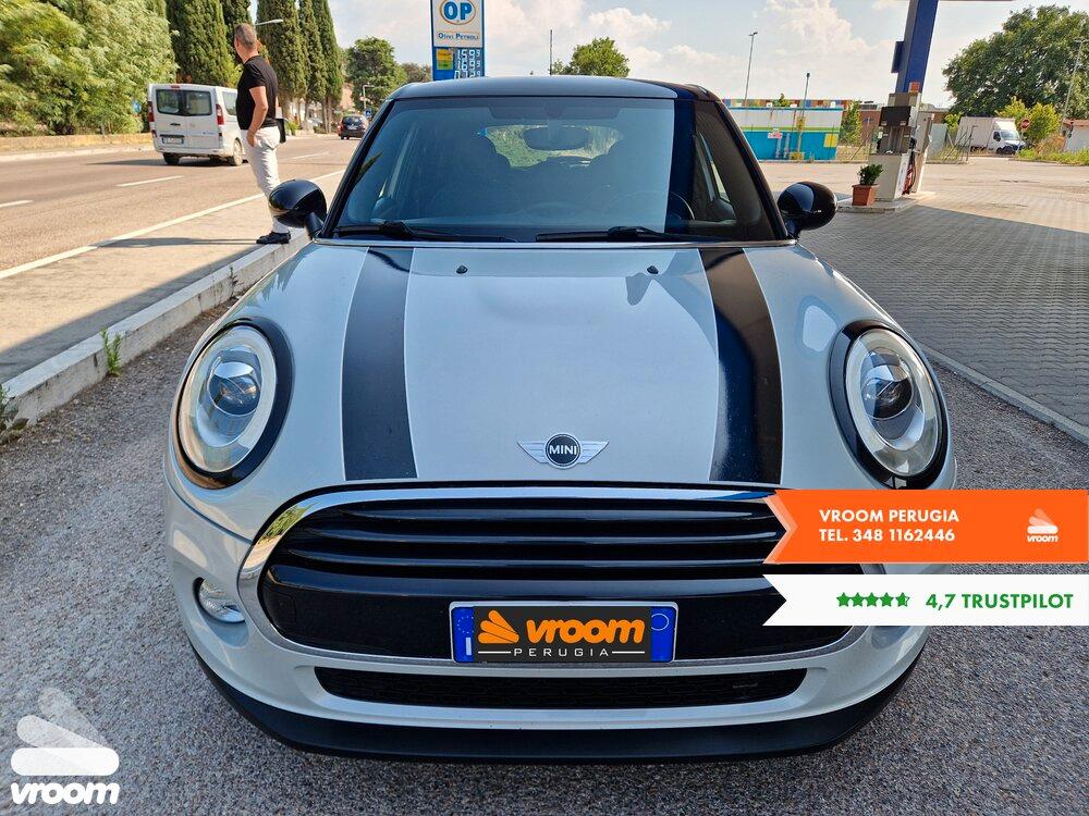MINI Cooper D F55 1.5 Hype 5P 2017 NEOPATENTATO