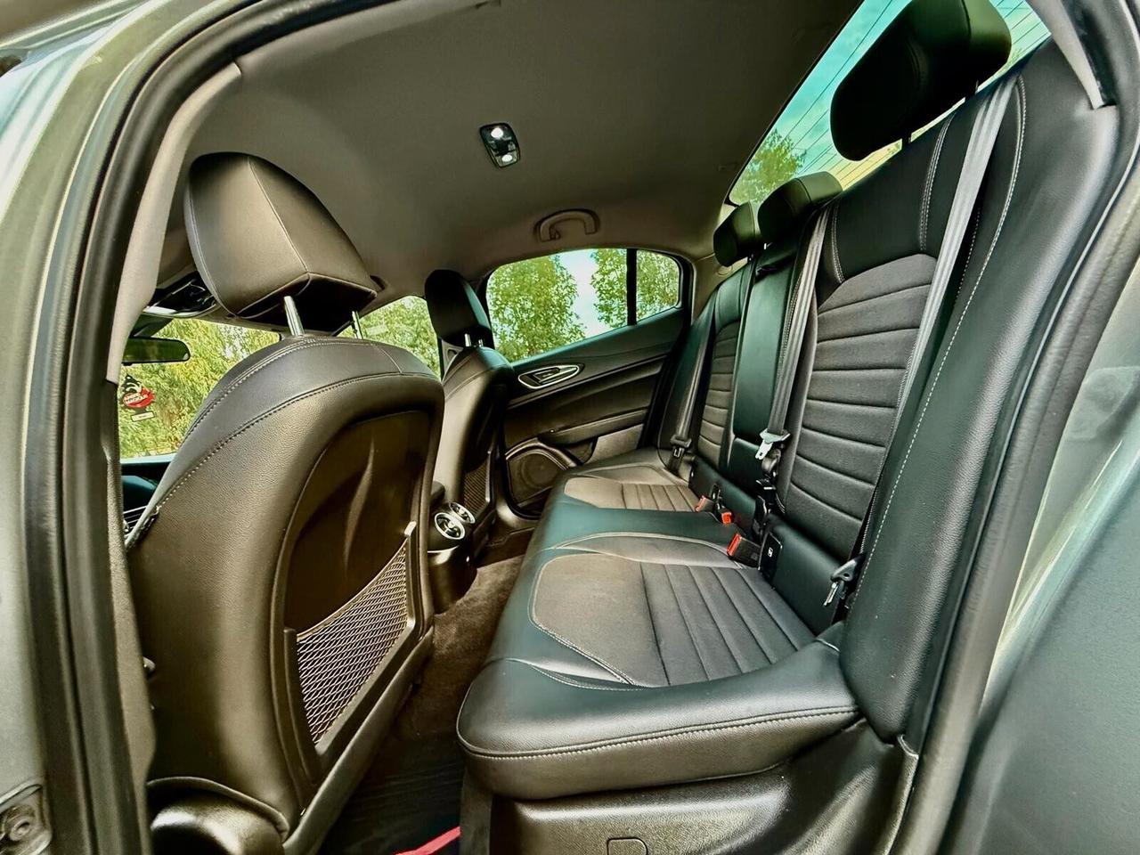 ALFA ROMEO GIULIA 2.2 160 CV AT8 SUPER UNI PROPRIETARIO