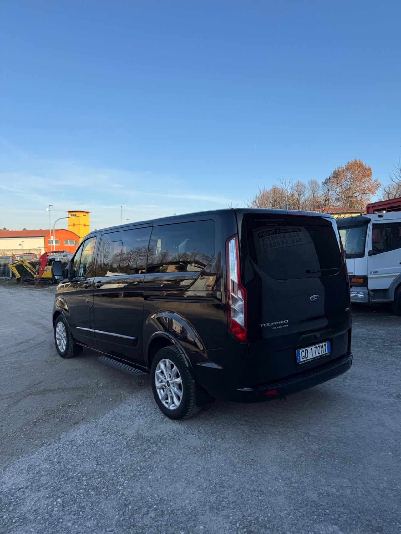 Ford Tourneo Custom 320 2.0 EcoBlue 185CV MHEV PL c/sollev. Tit.