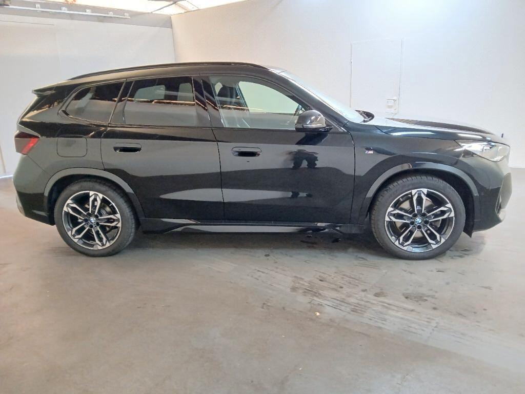 Bmw X1 xDrive 23d M Sport / r19 / Gancio traino