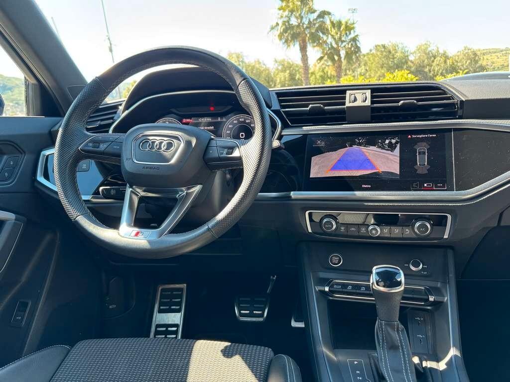 Audi Q3 SPB 35 TDI S tronic line edition 2025/ KM 23.000 IVA ESPOSTA Tua a solo 439 Euro al mese
