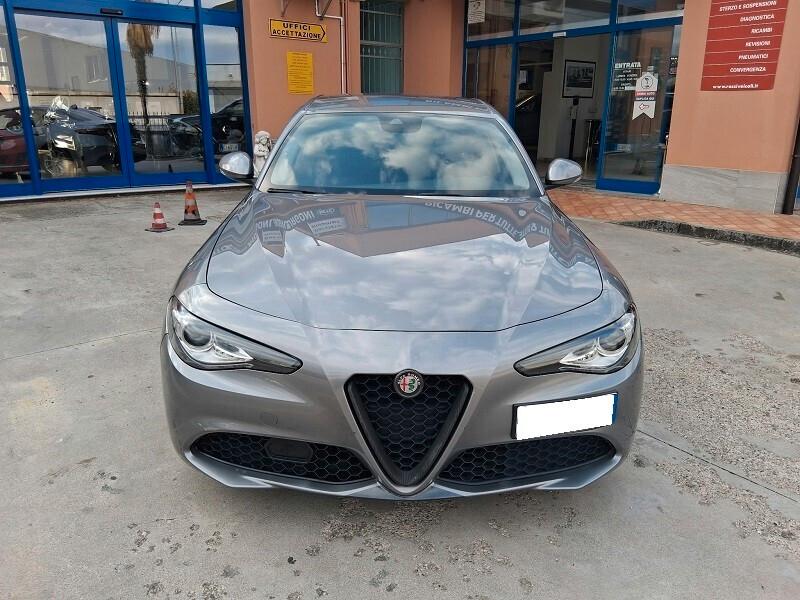 Alfa Romeo Giulia 2.2 Turbodiesel 150 CV AT8