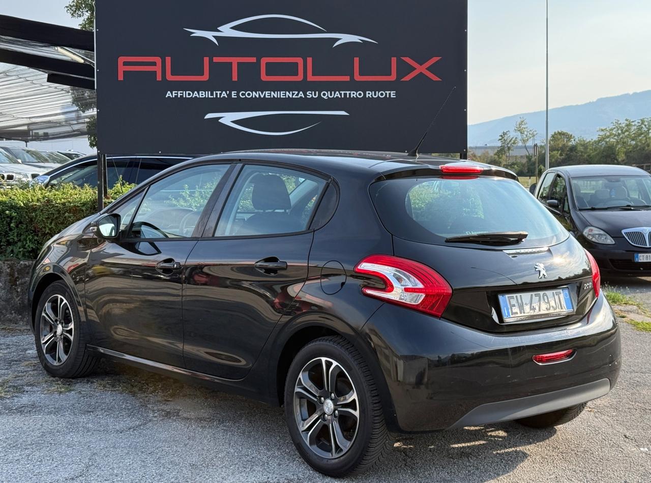 Peugeot 208 1.4 HDi 68 CV 5 porte Allure 2014