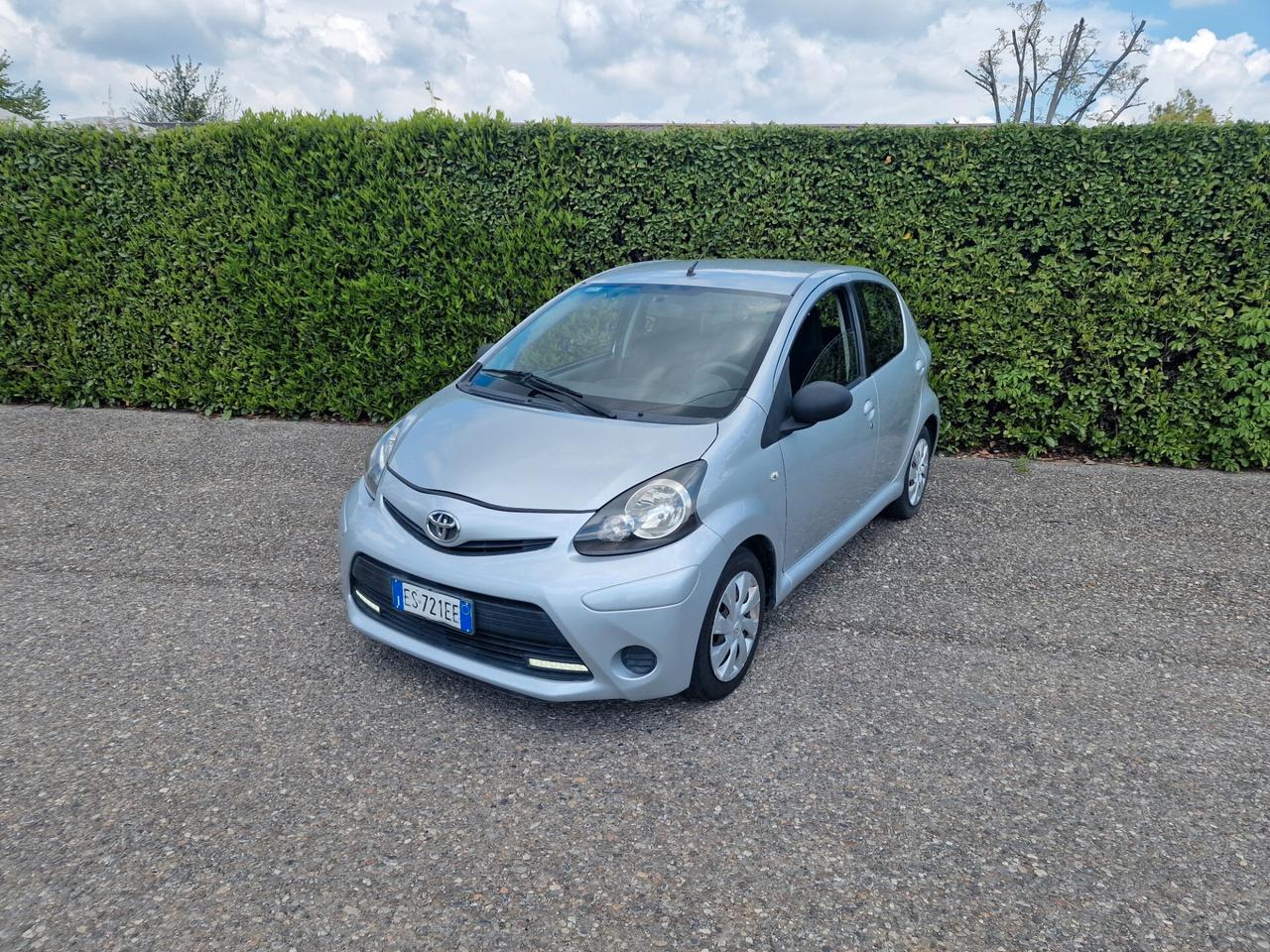Toyota Aygo 1.0 69cv 5p 77000km
