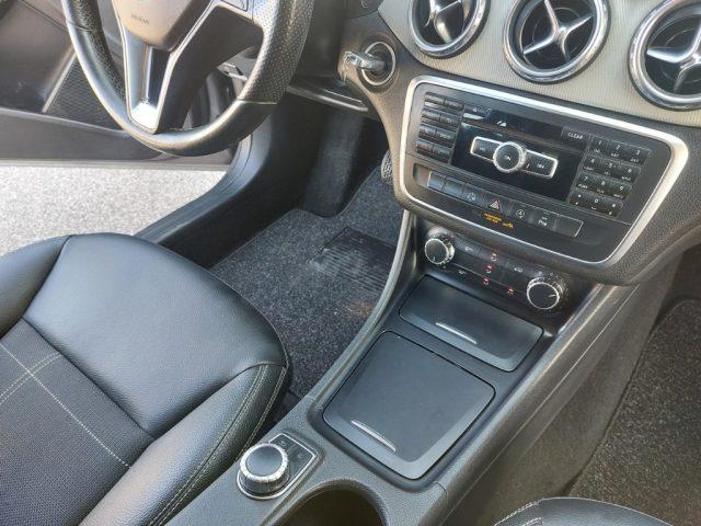 MERCEDES-BENZ GLA 200 d Automatic Sport Navig Misto pelle Retroc.Sensori