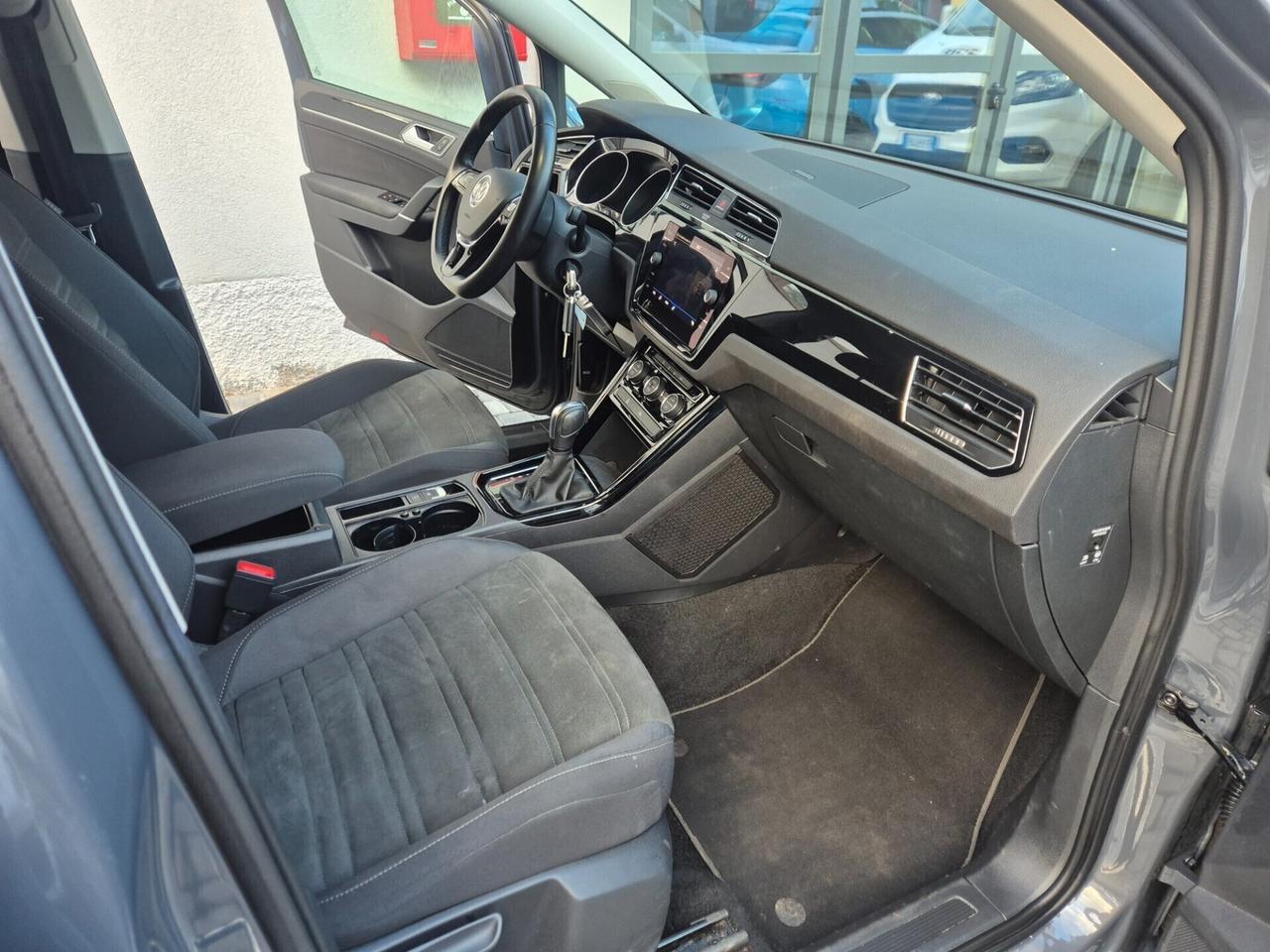 Volkswagen Touran 1.5 TSI ACT HIGHLINE DSG 7 POSTI