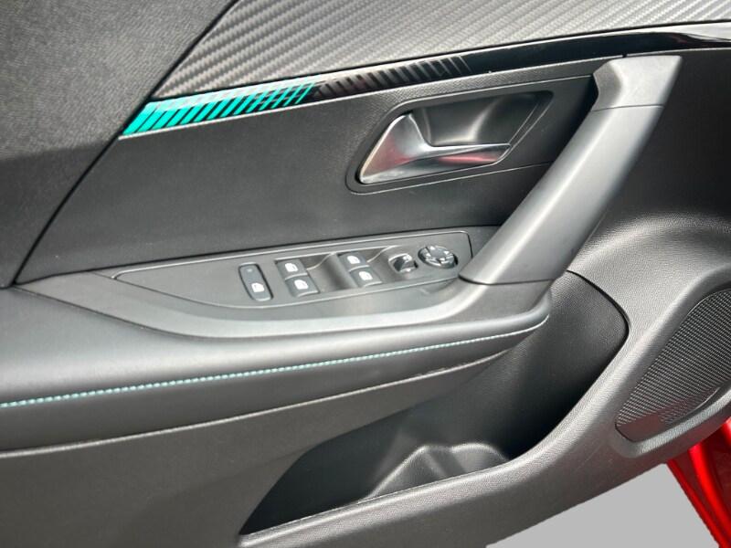 PEUGEOT 2008 2ª serie 2008 PureTech 130 S&S Al...