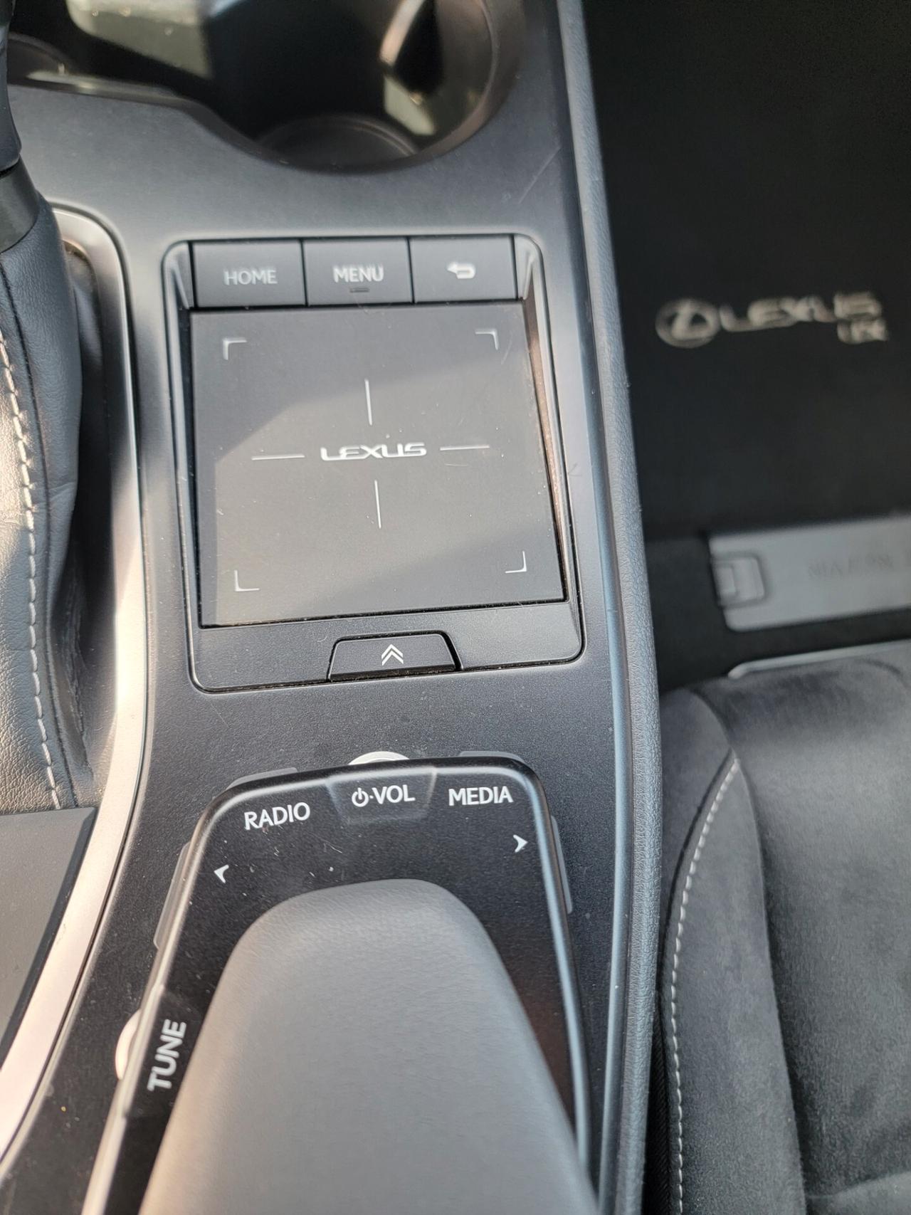 Lexus UX 250 Hybrid SOLO 16 MILA KM ORIGINALI !