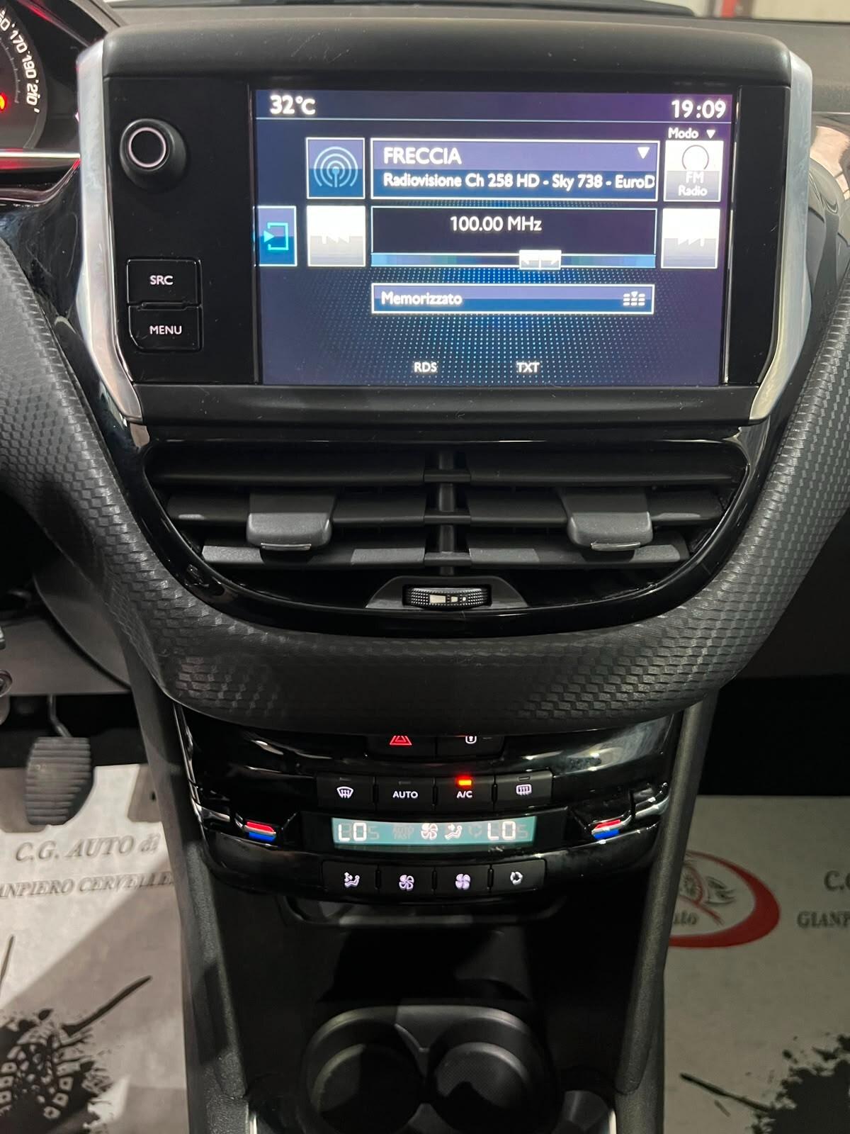 Peugeot 208 1.6 75 - ALLURE - 2016