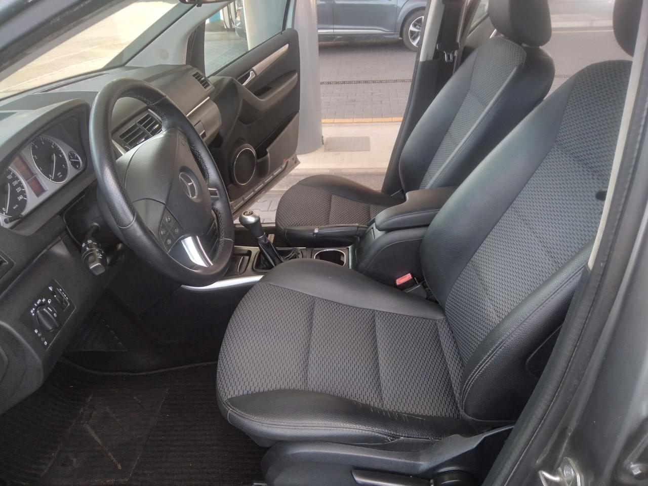 Mercedes-benz B 180 BlueEFFICIENCY Sport x neopatentati