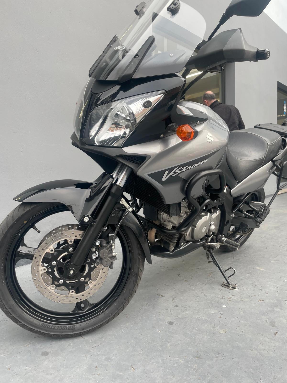 Suzuki V Strom DL 650 - 2007