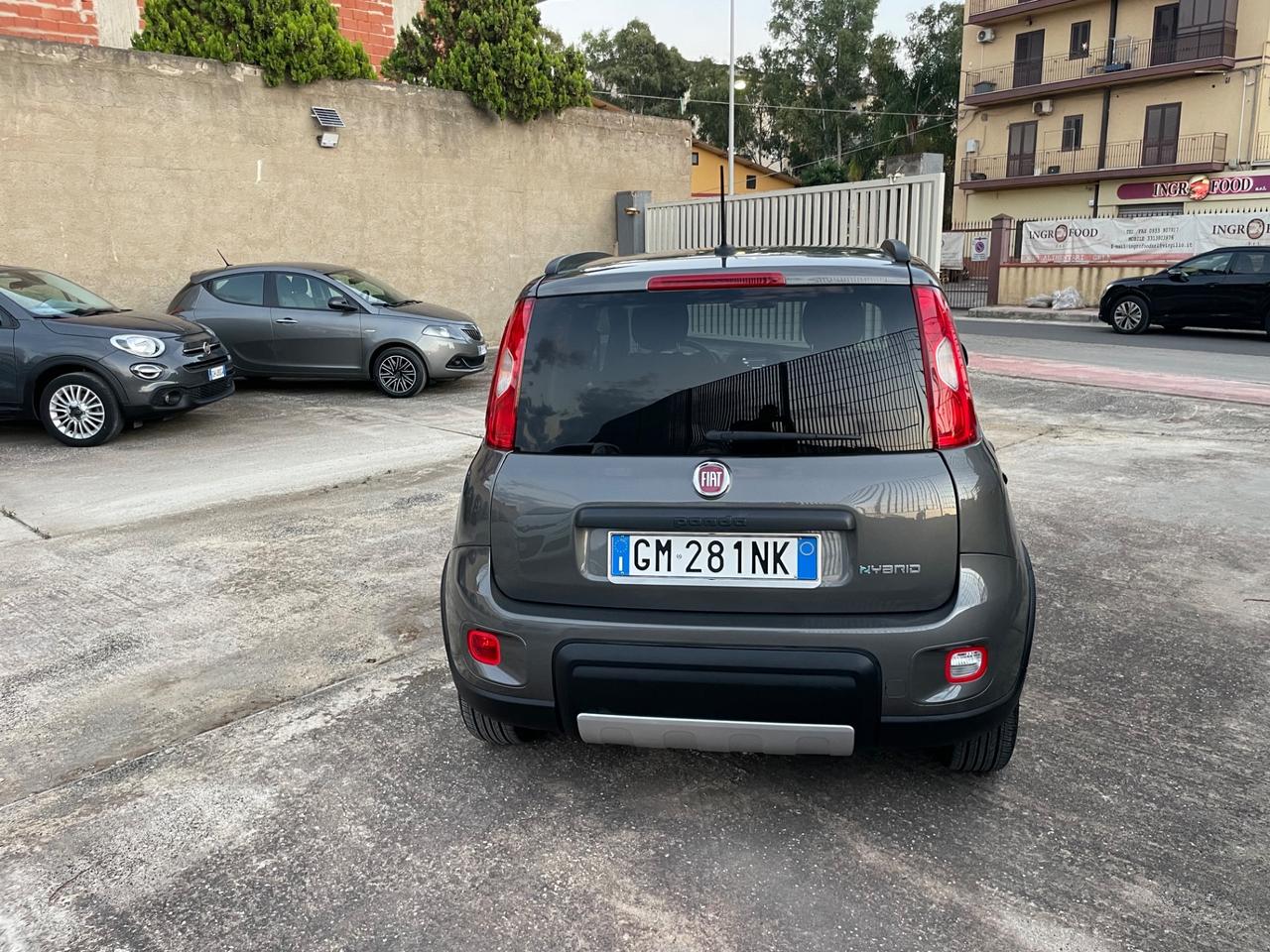 Fiat Panda 1.0 FireFly S&S Hybrid Garmin