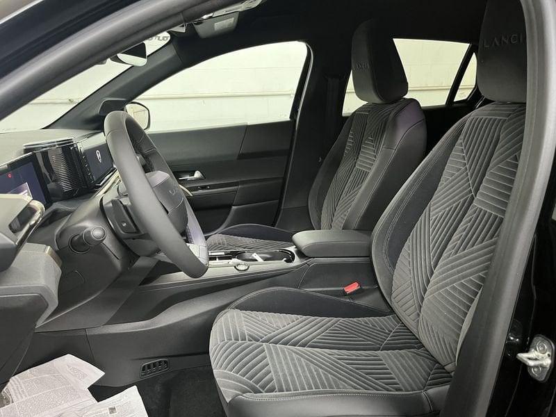 Lancia Ypsilon Ypsilon Hybrid e-DCT LX TUA DA 249,00 AL MESE