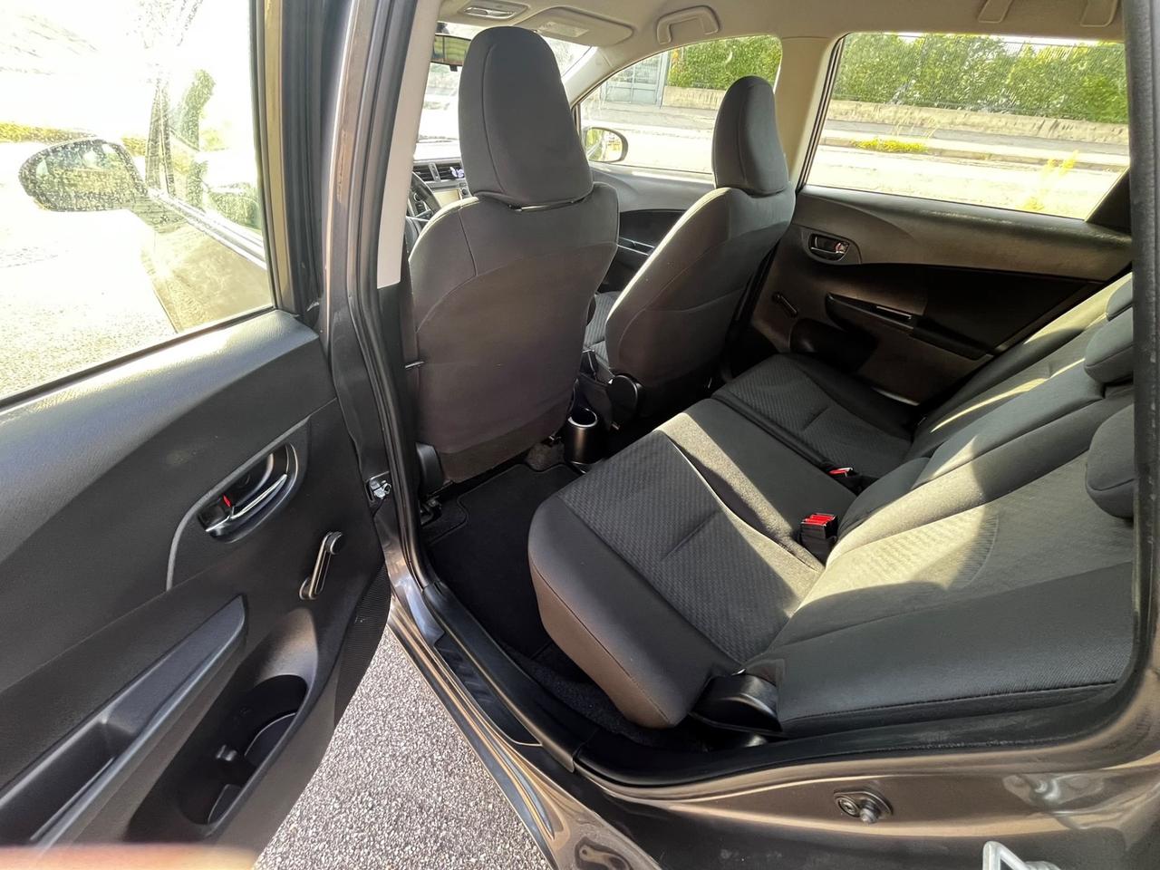 Toyota Verso-S 1.3 MT