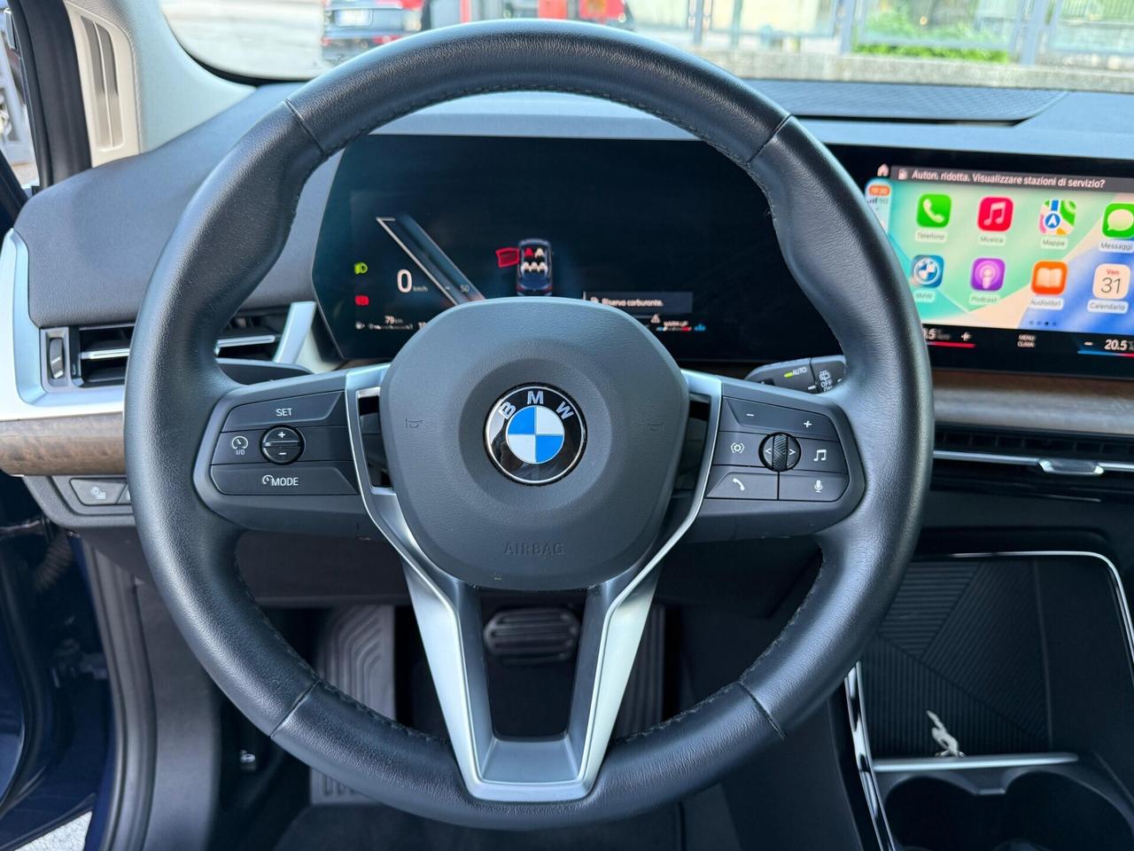 218d Active Tourer Luxury
