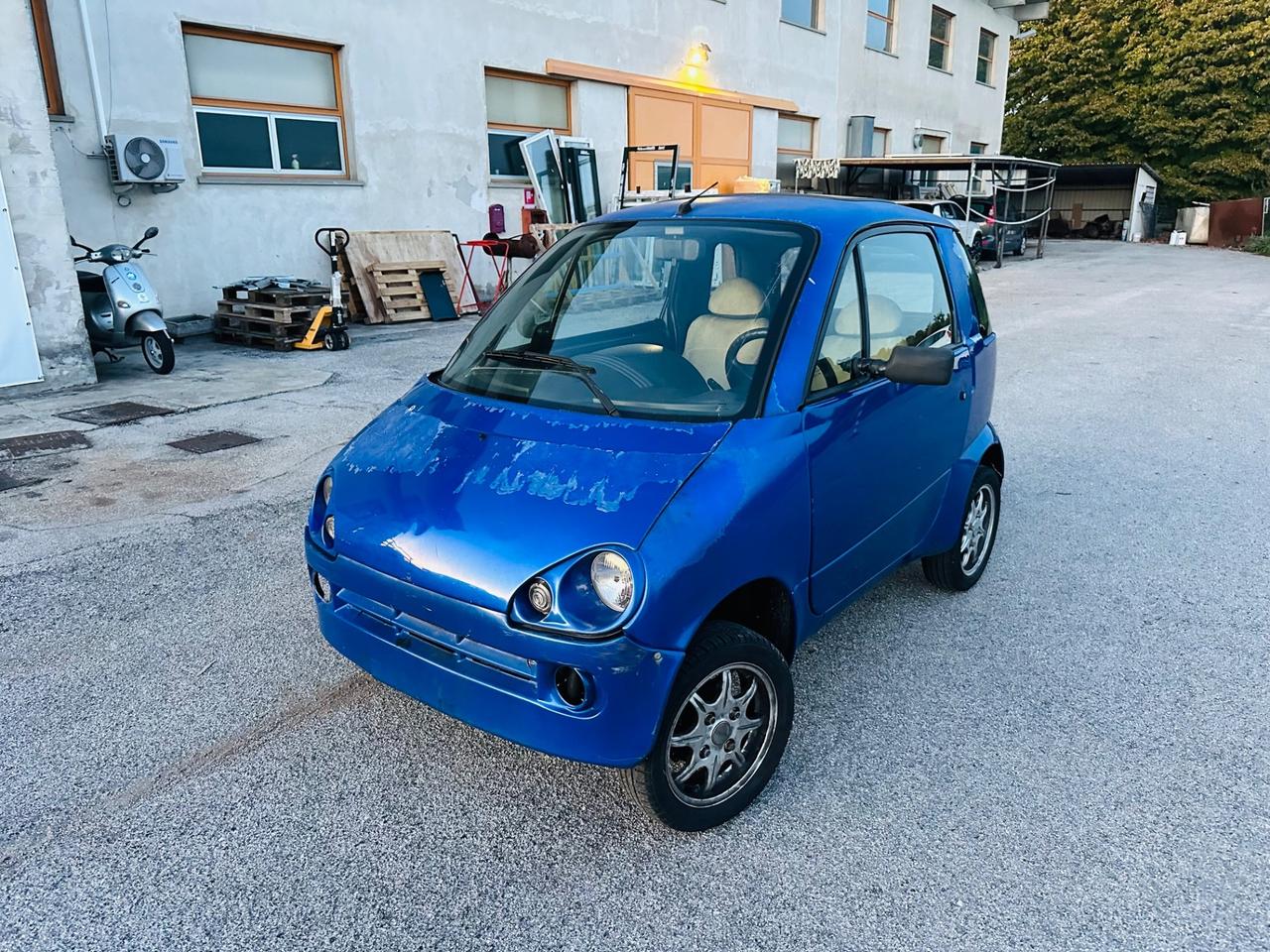 Grecav EKE 50 citycar 2006 70.000km