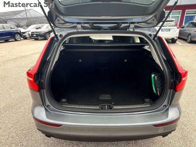 VOLVO V60 V60 2.0 b4 Momentum Business auto - GF230BY