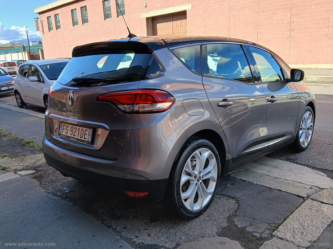 RENAULT Scénic dCi 8V 110 CV EDC Energy Zen
