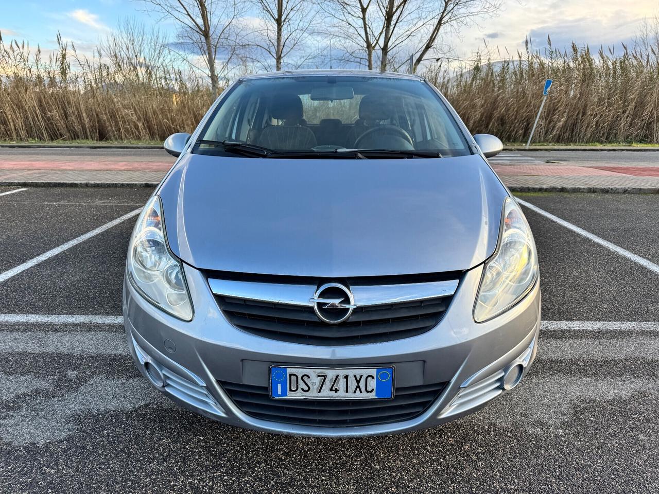 Opel Corsa 1.2 5 porte Benzina km originali