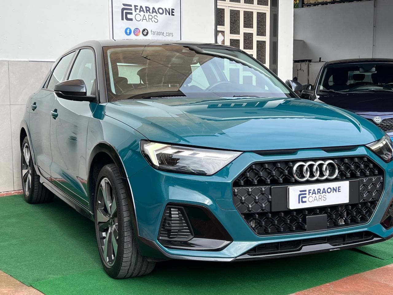 Audi A1 citycarver 30 TFSI S tronic Identity Contrast