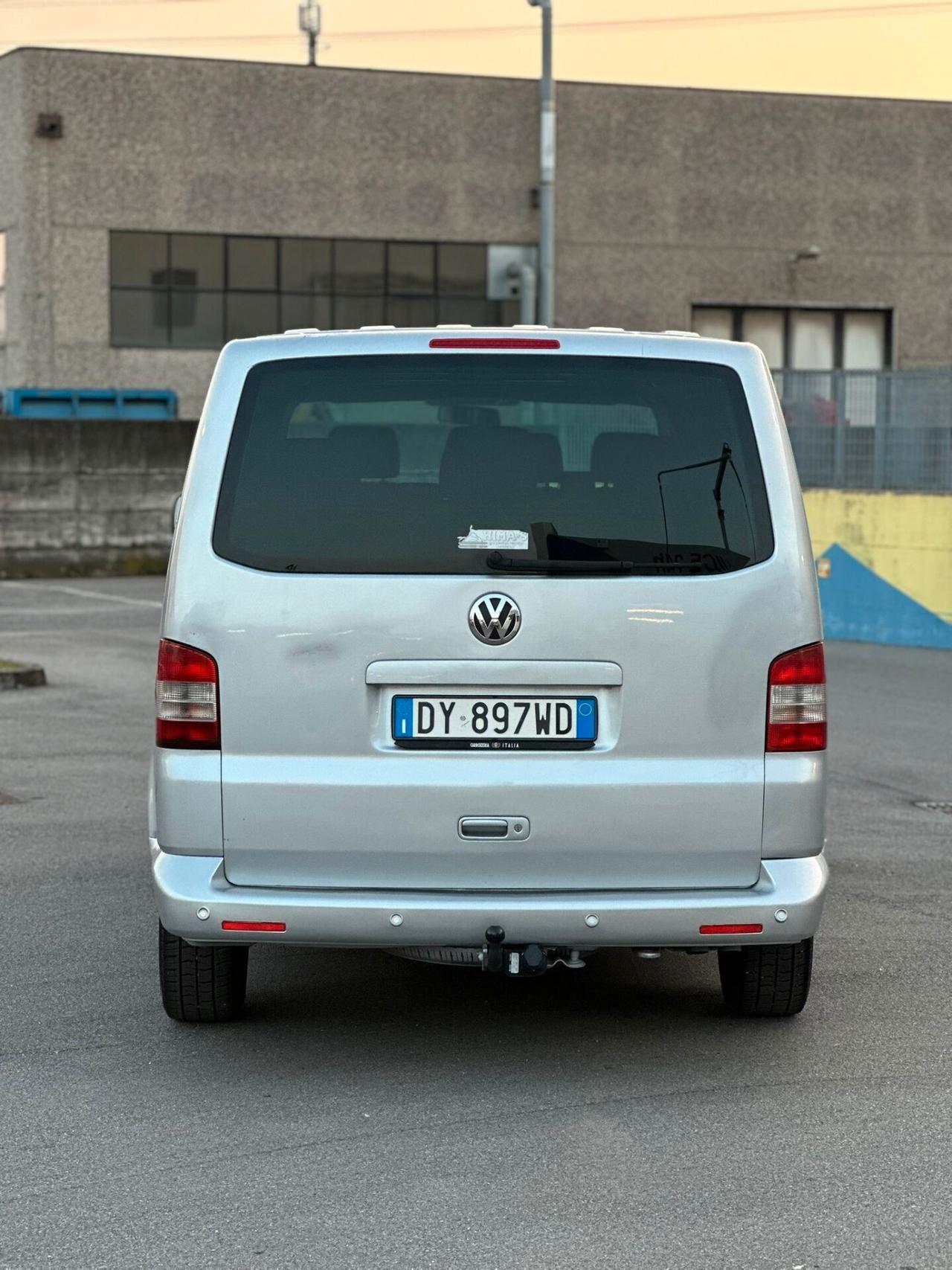 Volkswagen Transporter 2.5 TDI 131CV PC Kombi 9 posti