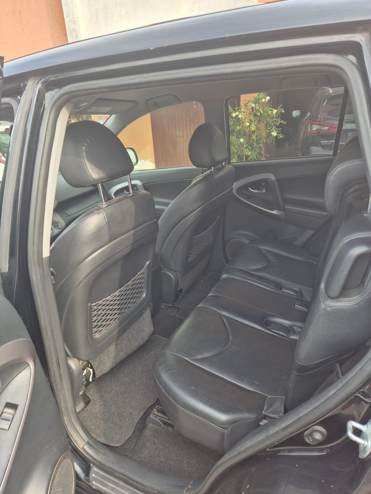 Toyota RAV 4 RAV4 2.2 D-4D 136 CV DPF Luxury
